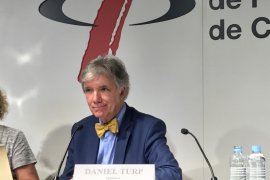 Experts internacionals critiquen que l'ocupació policial a Catalunya és un atemptat contra la llibertat d'expressió 