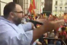 [VÍDEO] El líder de la Falange demana «presó per a Puigdemont»