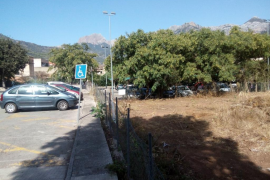 Acord per comprar un terreny de 1.300 metres quadrats per fer un aparcament