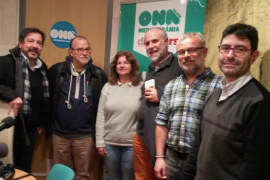 Andreu Manresa, director d'IB3, a Ona Mediterrània amb l'equip del Crepuscle Encén Estels