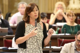 Armengol: «Deman a Puigdemont que no declari la independència, basada en un referèndum il·legal»