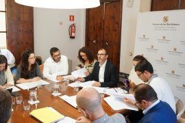 Les entitats ecologistes voten en contra de la proposta de repartiment de l'impost turístic 