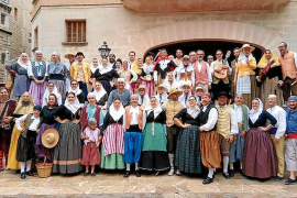 Els grups Estol de Tramuntana de Sóller i Es Rebost de Maó fan un intercanvi