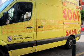 Una ambulància del SAMU 061.