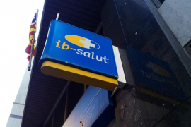 IbSalut es personarà com a acusació contra el detengut per l'agressió a un metge a Muro