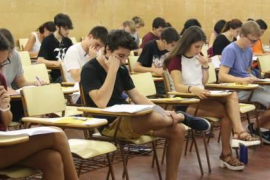 Per primera vegada tots els inscrits al borsí d’Educació seran baremats 