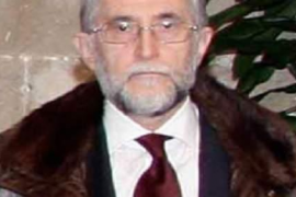 Mor Víctor Guerrero, premi Ramon Llull 2012 i professor de la UIB