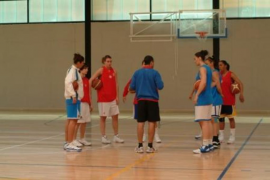 Joventut Mariana. Primer entrenament al pavelló