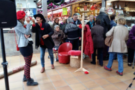 Palma ha acollit el teatre de carrer per rebutjar la violència masclista 