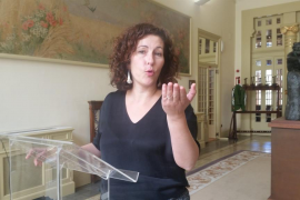 Sílvia Tur recrimina al PP i a Ciudadanos que «criminalitzin» els docents