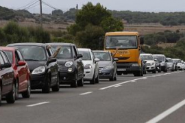 Formentera instarà el Govern a limitar el nombre de vehicles que entren a l’Illa