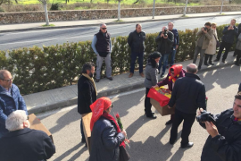 [VÍDEO] Porreres s’omple de dignitat en rebre les restes de les 14 víctimes identificades