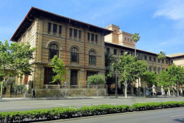 La Biblioteca Ramon Llull acollirà una conferència per recordar la història de l’Institut Ramon Llull