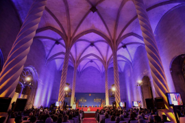 Fundació RANA, Escola de Mallorquí, Teatre de Manacor, Joan Miralles i el glosador Ametller entre els premis Ramon Llull 2016