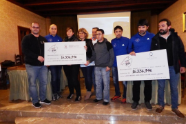 Les fundacions Miró-Pastor i Duchenne Parent's project reberen un xec de 16.000 euros