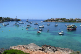 Salvem Portocolom demana «més mitjans» per evitar el fondeig «massiu» sobre posidònia