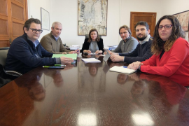 Garrido es compromet a estudiar l'augment del nombre del nombre places turístiques 