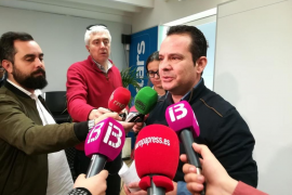 El PP reitera la petició de dimissió de Manresa per la «politització» d'IB3