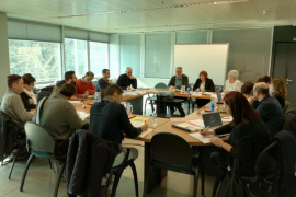 La Mesa d'Educació aborda l'esborrany d'oposicions docents del 2018