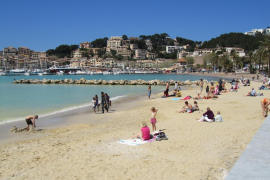 Una vista general de la nova platja aquest dilluns.