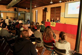 Sònia Vives ha compartit els resultats de la recerca en la qual analitza la geografia dels desnonaments de Palma.