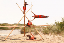 Moment de la funció Vincles de la companyia Circ Bover