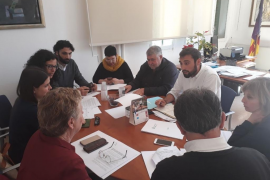 El Consell explica a les formacions polítiques el traspàs de competències de joventut