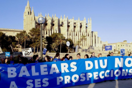 Esquerra Unida alerta del «reinici» de les prospeccions petrolieres.