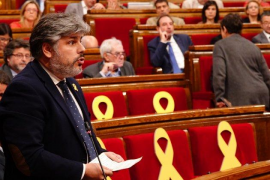 El Parlament de Catalunya aprova la reforma de llei que permet la investidura a distància