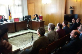 El judici ha quedat postposat fins als pròxims 5 i 6 de maig.