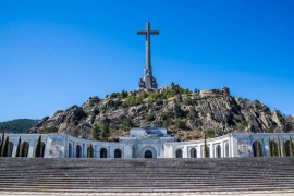 Sánchez anuncia la voluntat de treure Franco del Valle de los Caídos i les xarxes reaccionen
