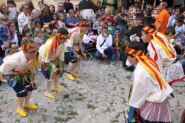 El Consell dóna suport a les dones de Manacor perquè participin en el ball d'Indis i Moretons