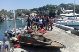 Es retiren més de 1.400 quilos de residus del fons marí de Cala Figuera 