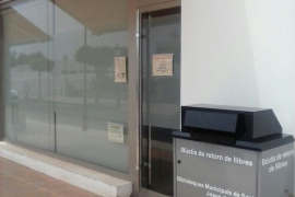 La biblioteca de Sant Josep instal·la bústies de devolució de llibres