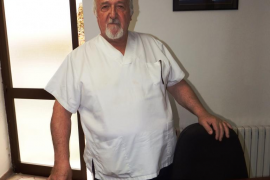 El metge Bartomeu Colom es jubila, després de 37 anys de servei