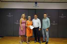 Calvià lliura prop de 50.000 euros en subvencions per a la millora del comerç en el municipi