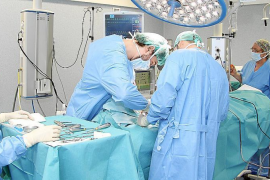 La demanda de FSP-UGT és motivada per l'incompliment de l’Ib-Salut d'un reial decret de 1997 sobre la protecció dels treballadors als riscos d'exposició a agents biològics