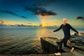 Joan Miquel Oliver presenta «Elektra» el pròxim mes d'octubre