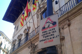 Nova acció del GOB de la campanya #araomai: reflexions al carrer entorn al model econòmic turístic