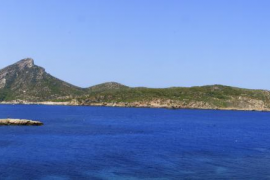 La Junta Gestora ha rebutjat les prospeccions petrolieres en aigües properes a les Balears i ha recolzat la creació d'una reserva marina al voltant del Parc Natural de Sa Dragonera.