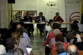 Un acte del Grup Blanquerna a Can Alcover. 