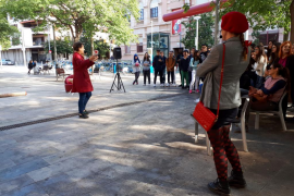 Teatre de carrer a Palma per a sensibilitzar i conscienciar contra la violència masclista