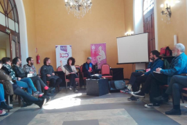 L'IEB participa a una fira de les Canàries per a «continuar construint ponts d'intercanvi»