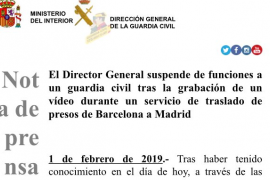 El govern espanyol reacciona davant la dimensió internacional del cas i diu que ha suspès de funcions el guardia civil del vídeo