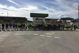 El 100 % dels treballadors de Cemex a Lloseta fan vaga aquest dilluns