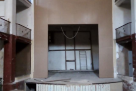 L'escenari del Defensora protegit de les obres