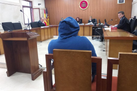 El jove que violà una menor de 15 anys no entrarà finalment a presó