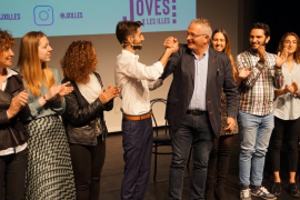 Font i Mir durant la presentació de la nova entitat de joves.