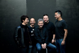 [VÍDEO] Ca de Bou estrena un avançament del pròxim disc amb el tema 'Tsunami Newton'