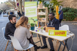 'Veus progressistes' presenta l'Oficina del Diputat per a dur les demandes dels ciutadans a Madrid